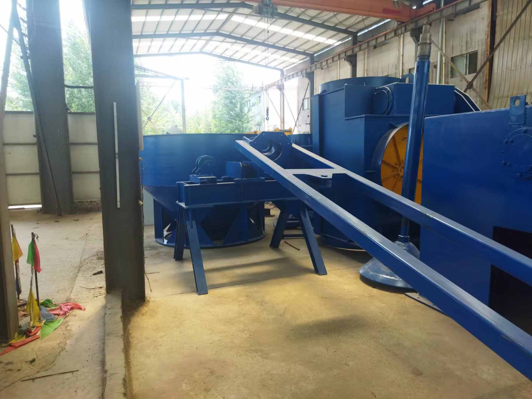 600噸雙膛窯旋轉(zhuǎn)布料器現(xiàn)貨供應(yīng)無需等待